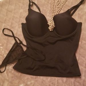 NWOT Flexees Underwire Cami & Thong set